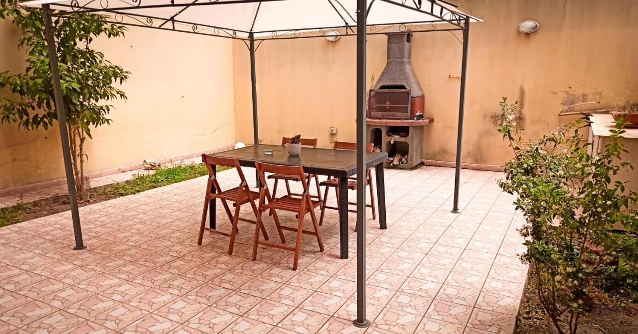 Domumontegrappa - Appartamento Indipendente Con Giardino - Sestu المظهر الخارجي الصورة